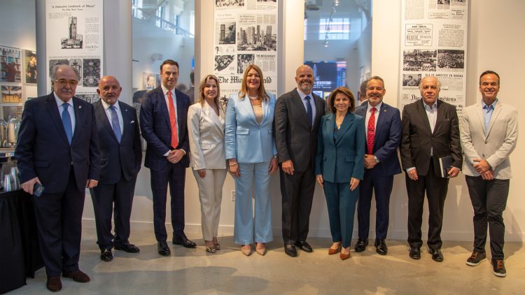 MDC President with Institute Fellows